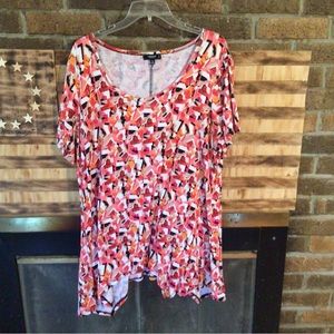 Ladies short sleeve top. Size 2x.